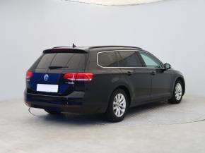 Volkswagen Passat  1.6 TDI 