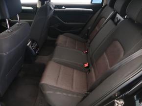 Volkswagen Passat  1.6 TDI 