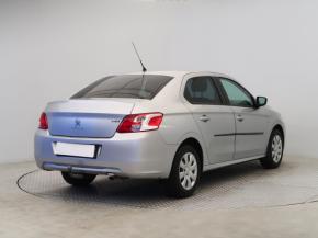 Peugeot 301  1.2 VTi 