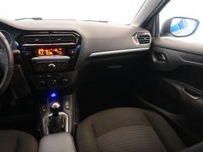 Peugeot 301  1.2 VTi 