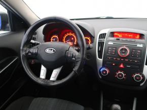 Kia Ceed  1.4 CVVT 