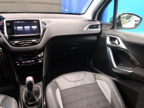 Peugeot 2008  1.2 PureTech Allure 