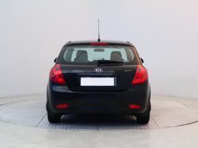 Kia Ceed  1.6 i 