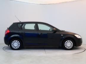 Kia Ceed  1.6 i 