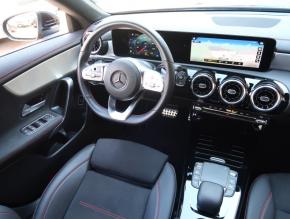 Mercedes-Benz CLA  200 AMG Paket 