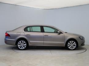 Škoda Superb  2.0 TDI Elegance 