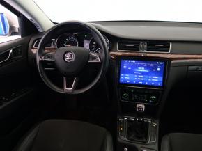 Škoda Superb  2.0 TDI Elegance 