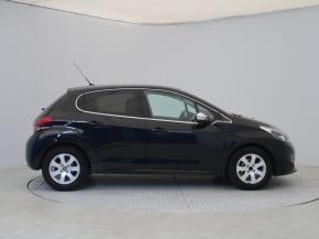 Peugeot 208  1.2 PureTech 