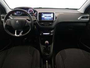 Peugeot 208  1.2 PureTech 