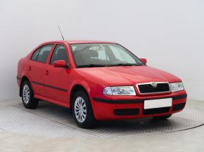 Škoda Octavia  1.6 Tour