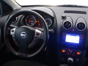 Nissan Qashqai  2.0 dCi 