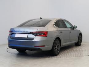 Škoda Superb  2.0 TDI 