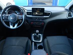 Kia Ceed  1.4 CVVT Exclusive 