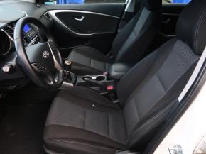 Hyundai i30  1.6 MPI 