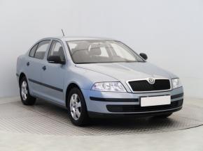 Škoda Octavia  1.6 Tour 