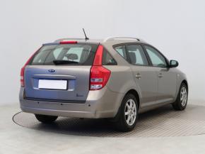 Kia Ceed  1.4 CVVT 