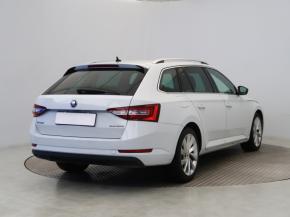 Škoda Superb  2.0 TDI Style 