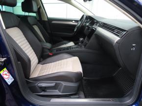 Volkswagen Passat  2.0 BiTDI Highline 