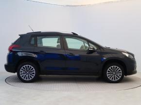 Peugeot 2008  1.2 PureTech 