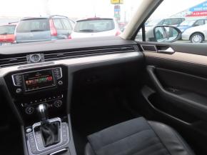 Volkswagen Passat  2.0 TDI 