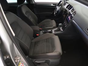 Volkswagen Golf  1.6 TDI 