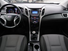 Hyundai i30  1.6 CRDi 