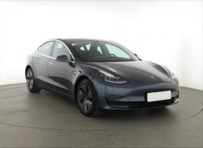 Tesla  Long Range 4WD 76kWh 