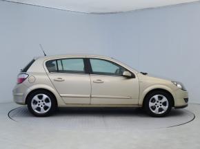 Opel Astra  1.8 16V 