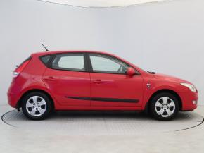 Hyundai i30  1.4 CVVT 