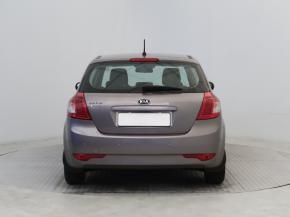 Kia Ceed  1.4 CVVT 