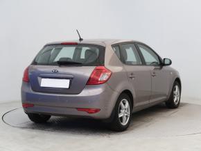 Kia Ceed  1.4 CVVT 