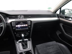 Volkswagen Passat  2.0 TDI 