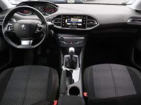 Peugeot 308  1.6 e-HDi 