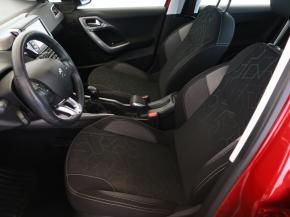 Peugeot 2008  1.2 PureTech 