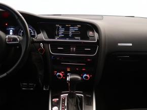 Audi A5  2.0 TDI S-Line 