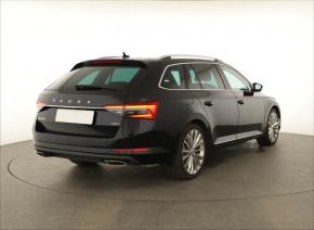 Škoda Superb  2.0 TSI Laurin&Klement 