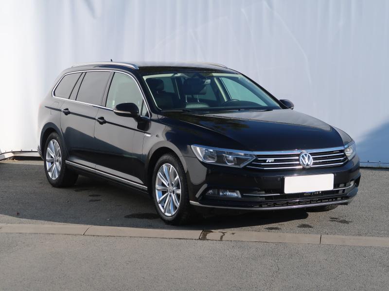 Volkswagen Passat  2.0 TDI R-Line