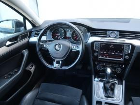 Volkswagen Passat  2.0 TDI R-Line 