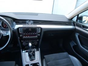 Volkswagen Passat  2.0 TDI R-Line 