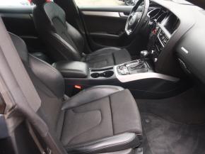 Audi A5  2.0 TDI S-Line 