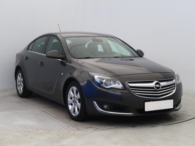 Opel Insignia  2.0 CDTI