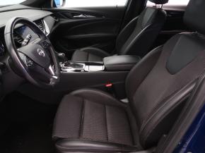 Opel Insignia  2.0 CDTI 