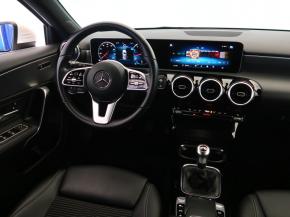 Mercedes-Benz A  A 200 