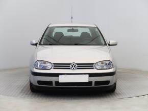 Volkswagen Golf  1.6 Basis 