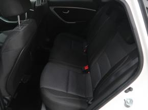 Hyundai i30  1.4 CVVT 