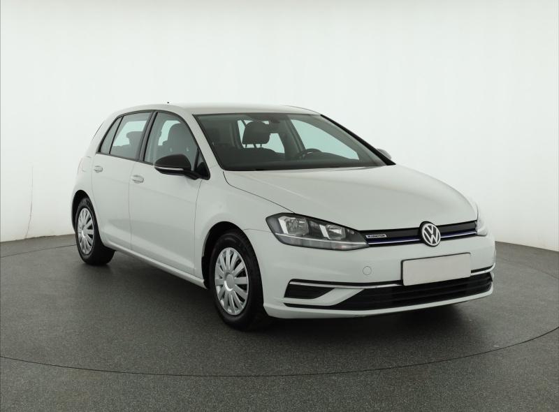 Volkswagen Golf  1.5 TSI