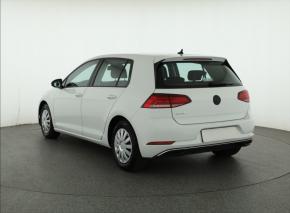 Volkswagen Golf  1.5 TSI 