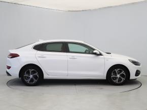 Hyundai i30 Fastback  1.5 T-GDI MHEV 