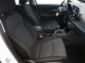 Hyundai i30 Fastback  1.5 T-GDI MHEV 