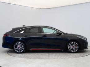 Kia ProCeed  GT 1.6 T-GDI 